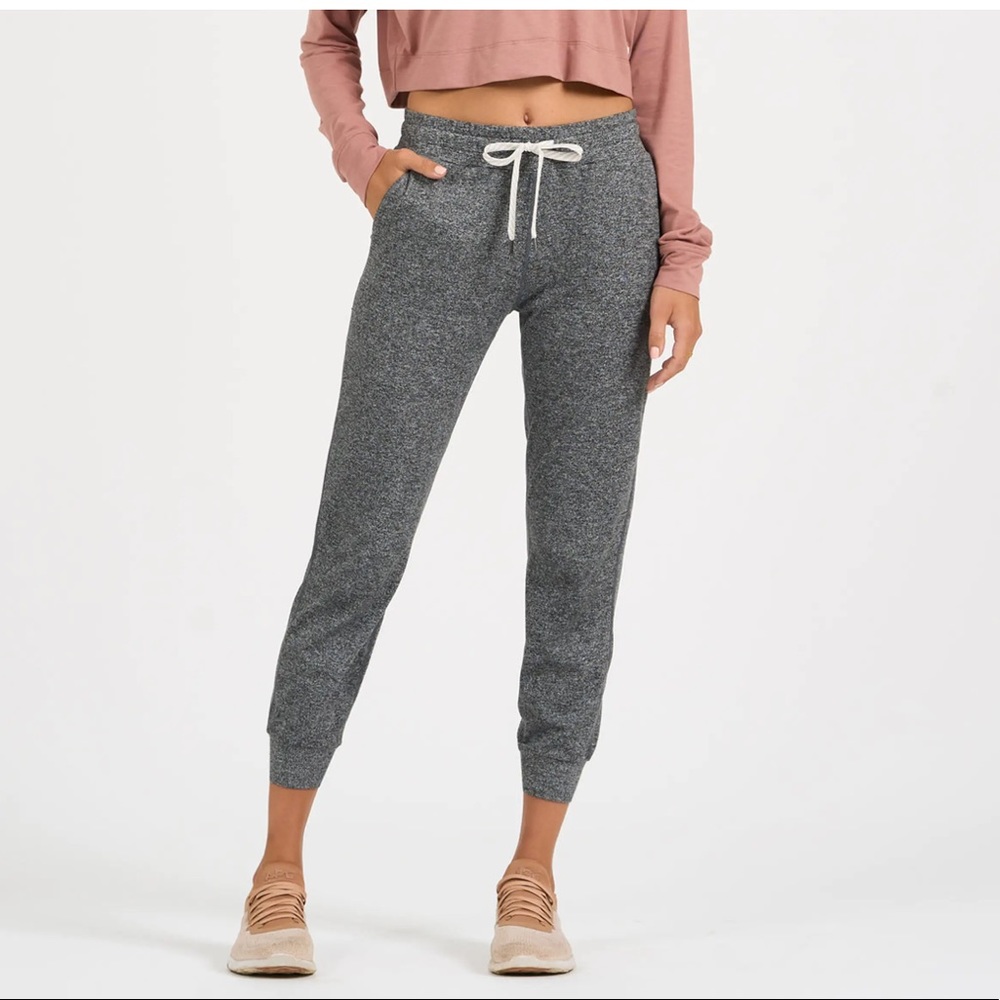 Vuori joggers - size S - heather grey